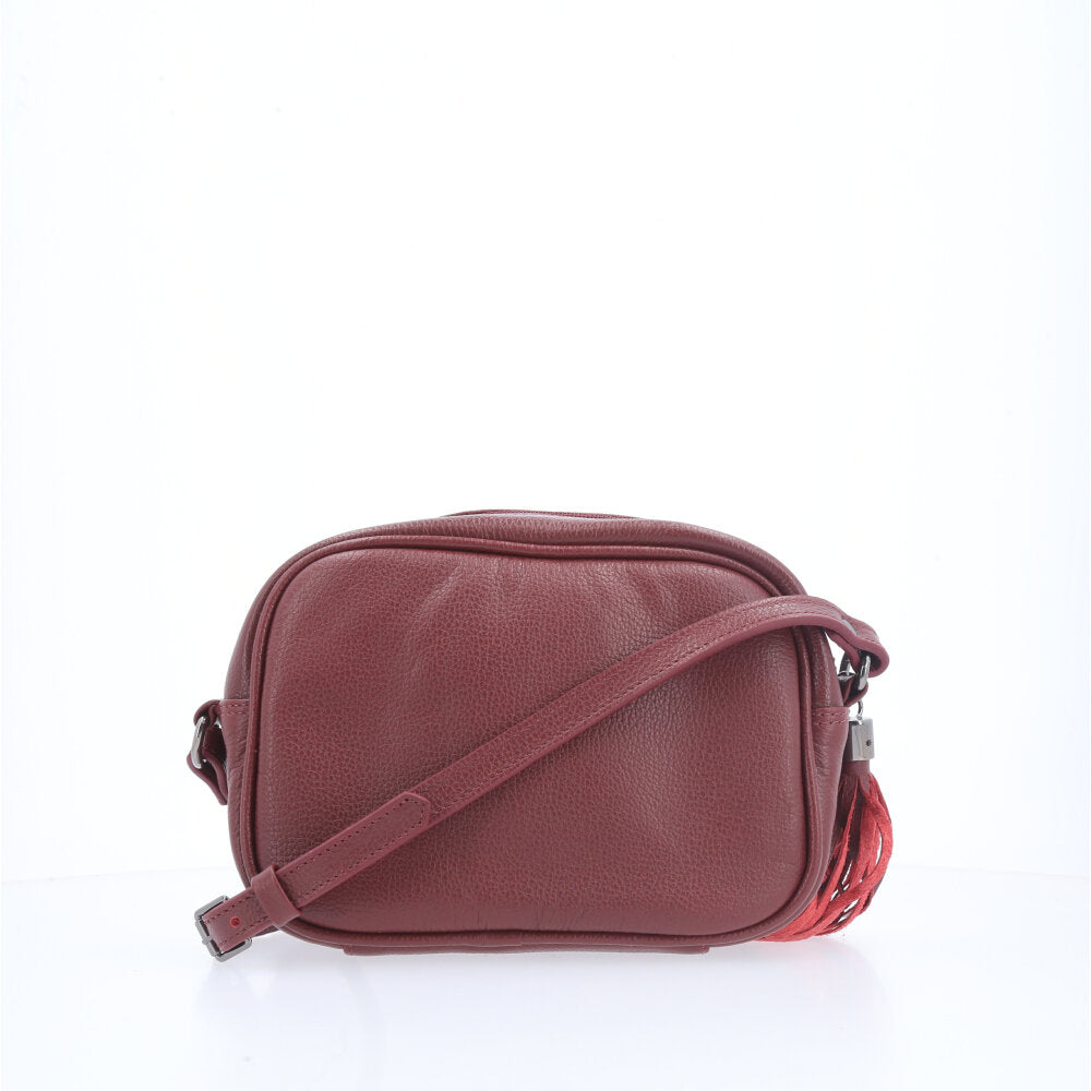 Bolsa Crossbody Feminina em Couro Matelassê com Tassel Vinho