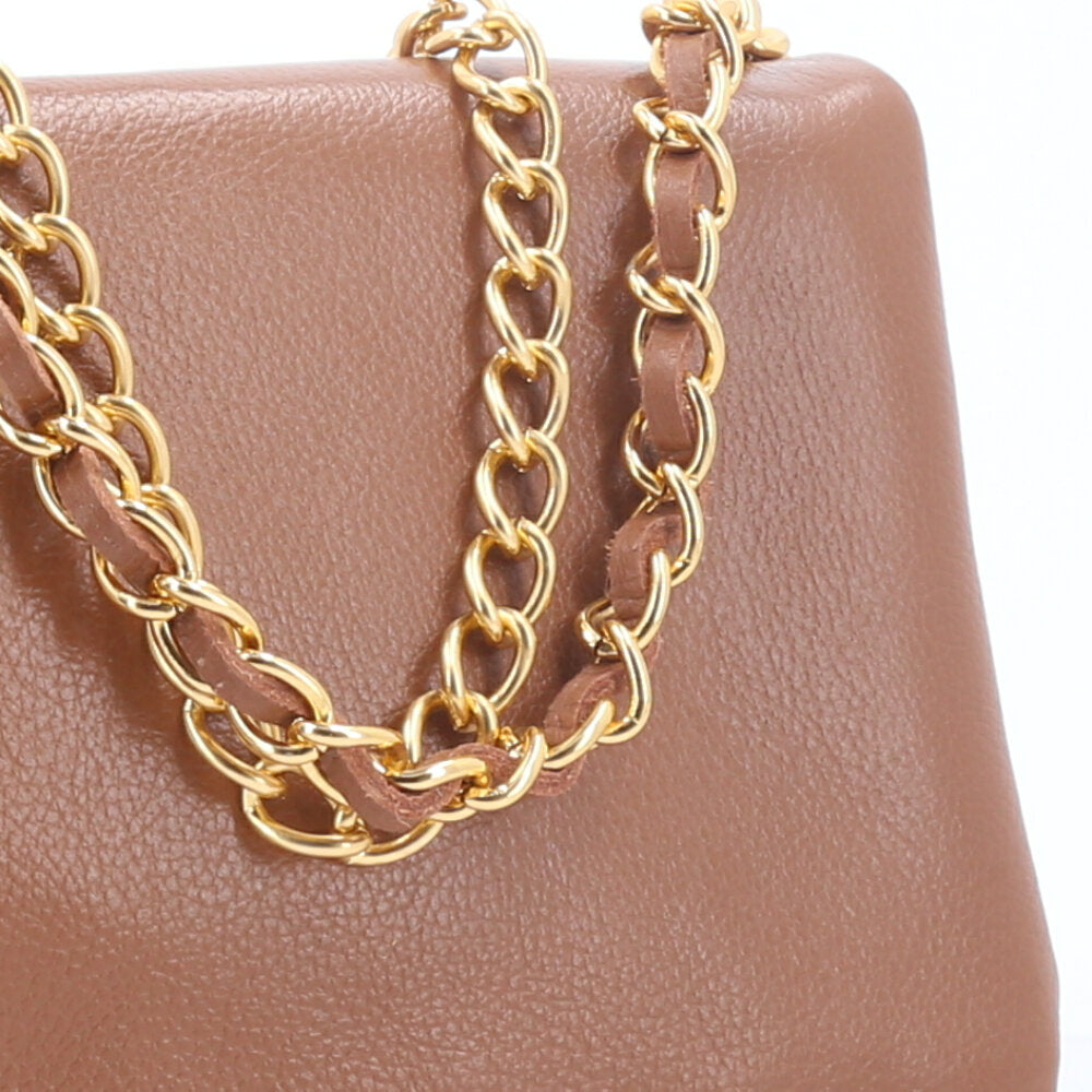 Bolsa Transversal Feminina em Couro com Alça de Corrente Caramelo