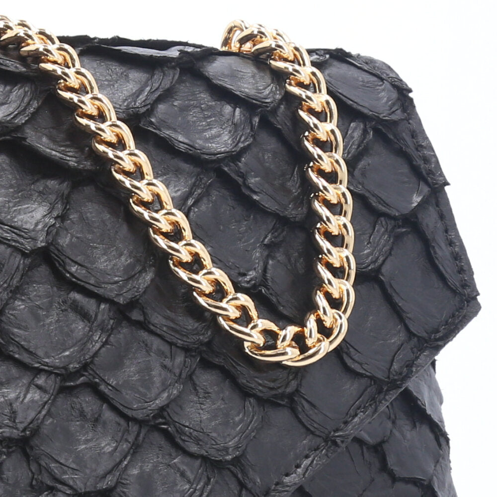Bolsa de Couro Pirarucu Estruturada Preto