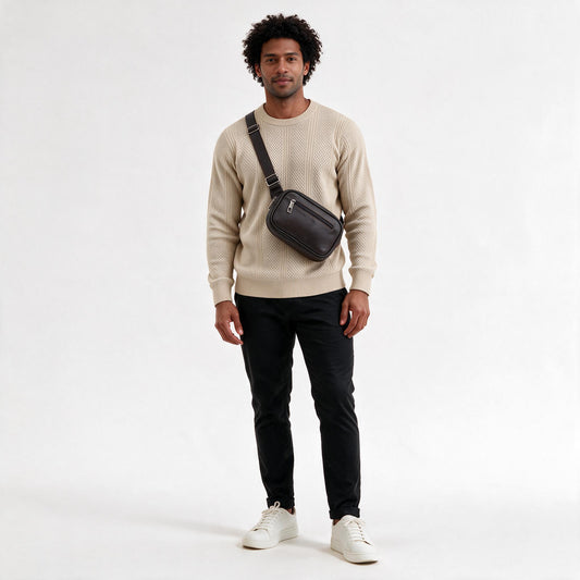 Bolsa Estilo Shoulder Bag Masculina em Couro Marrom