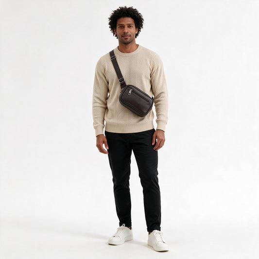 Bolsa Estilo Shoulder Bag Masculina em Couro Preto
