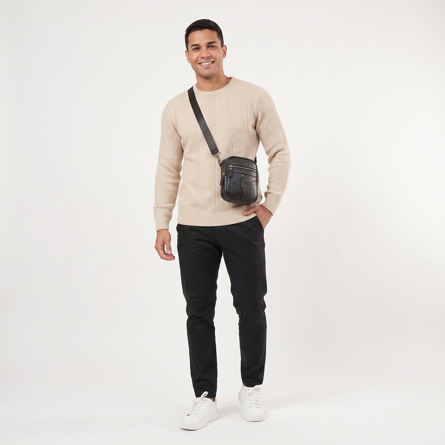 Bolsa Shoulder Bag Masculina em Couro Legítimo  Preto