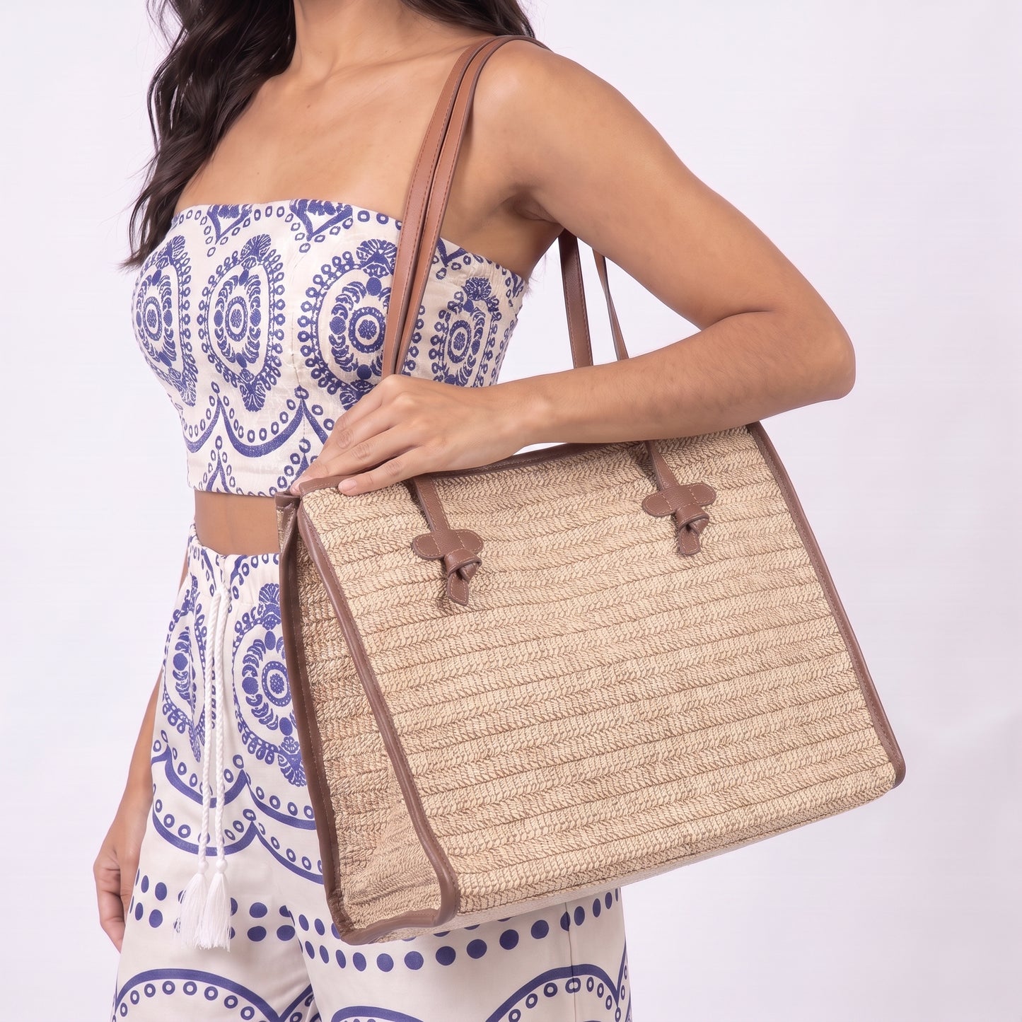 Bolsa de Praia Estilo Tote Bag em Ráfia  Marrom