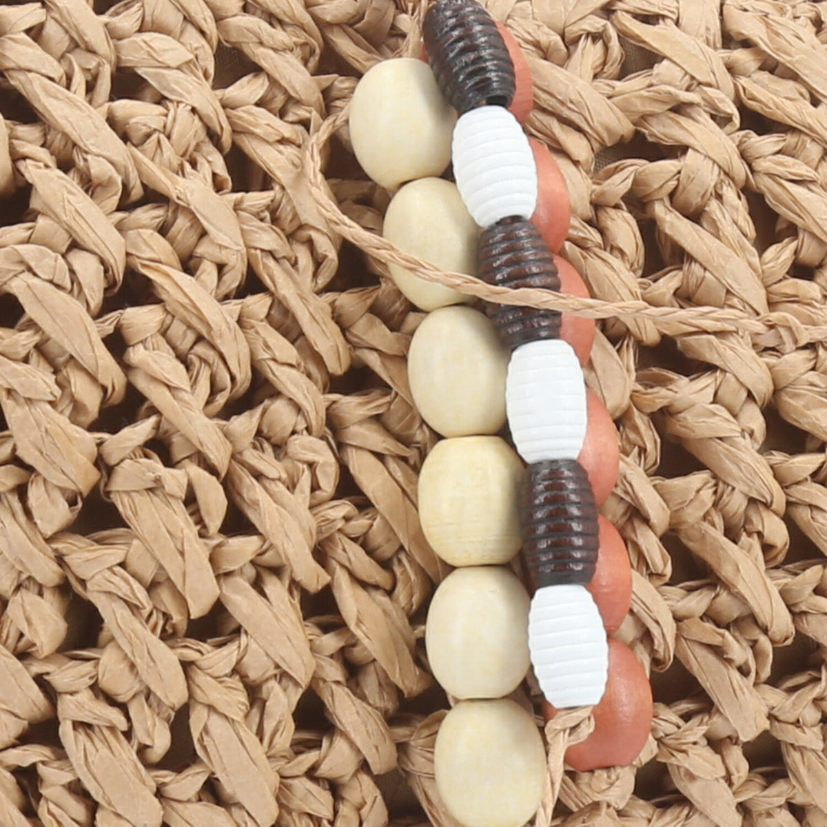 Bolsa de Praia Estilo Clutch com Chaveiro de Miçangas Caqui