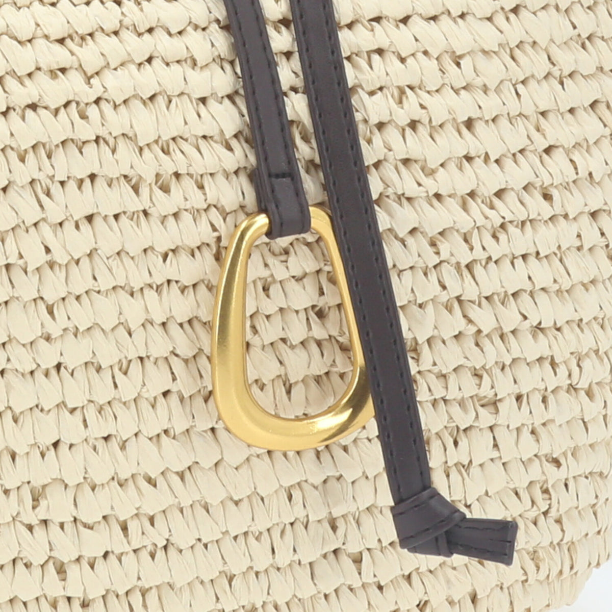 Bolsa Tote Estruturada em Ráfia com Detalhe Frontal  Marfim