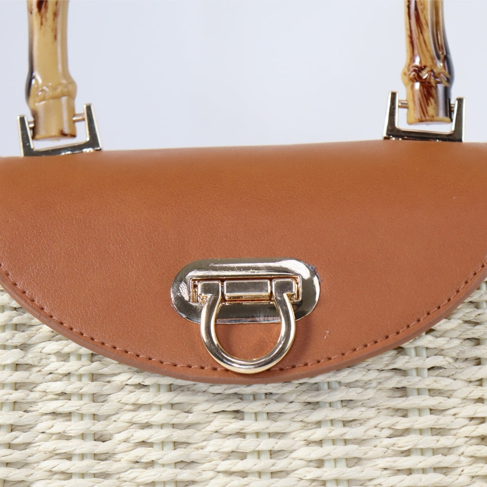 Bolsa de Palha Estruturada com Aba de Couro Bege