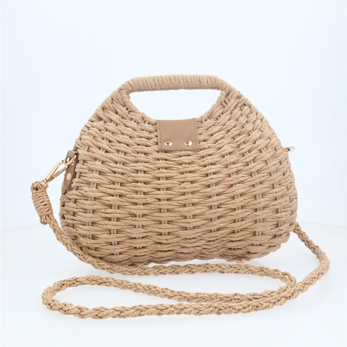 Bolsa de Mão Estruturada em Ráfia com Alça Tiracolo Caqui