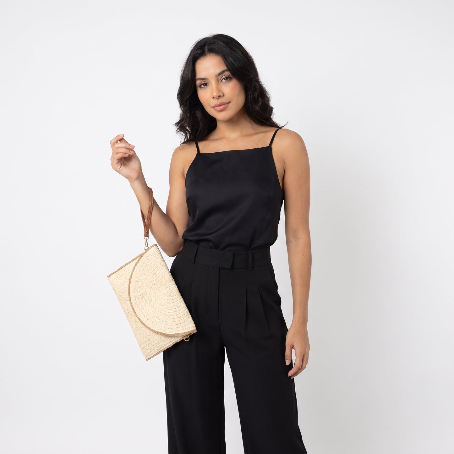 Bolsa Clutch de Palha com Alça de Pulso Bege