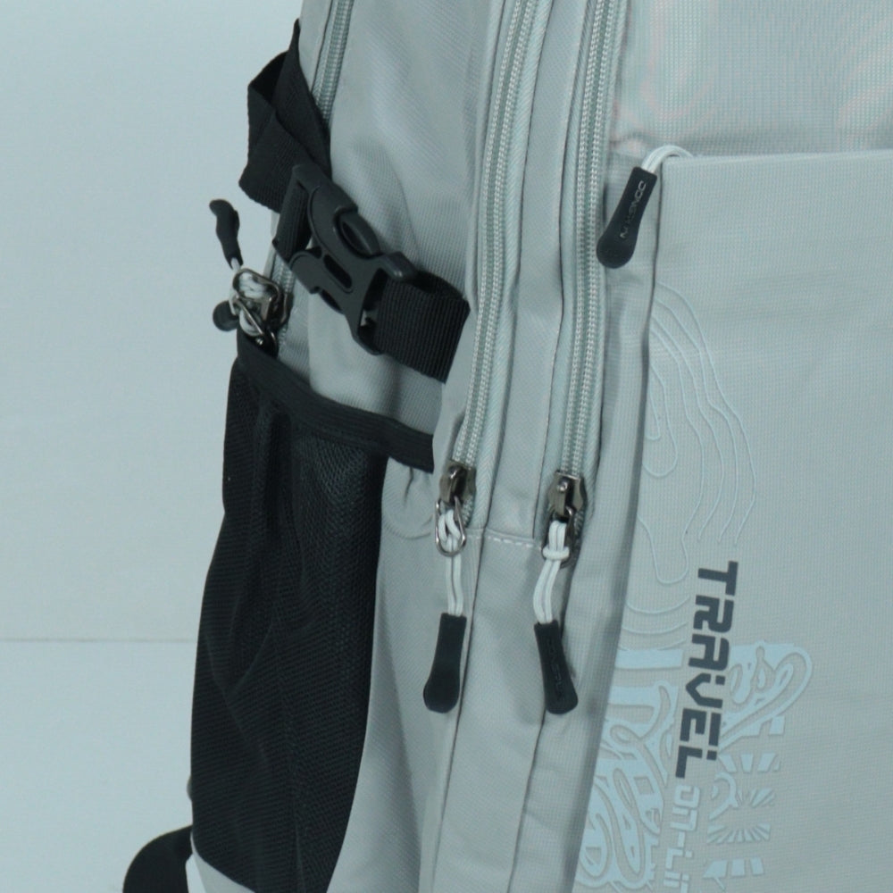 Mochila Masculina em Tecido com Regulagens  Cinza