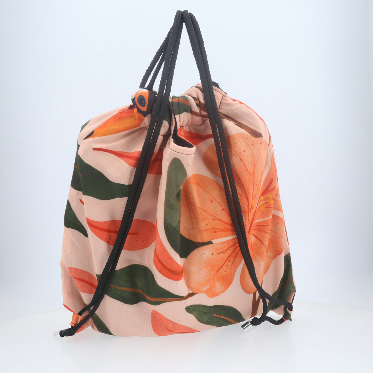 Mochila Saco Atoalhada com Estampa Tropical  Bege