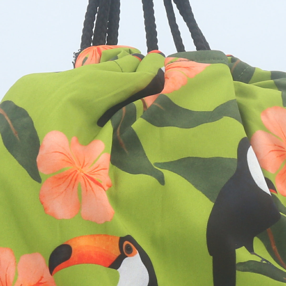 Mochila Saco Atoalhada com Estampa Tropical  Verde claro