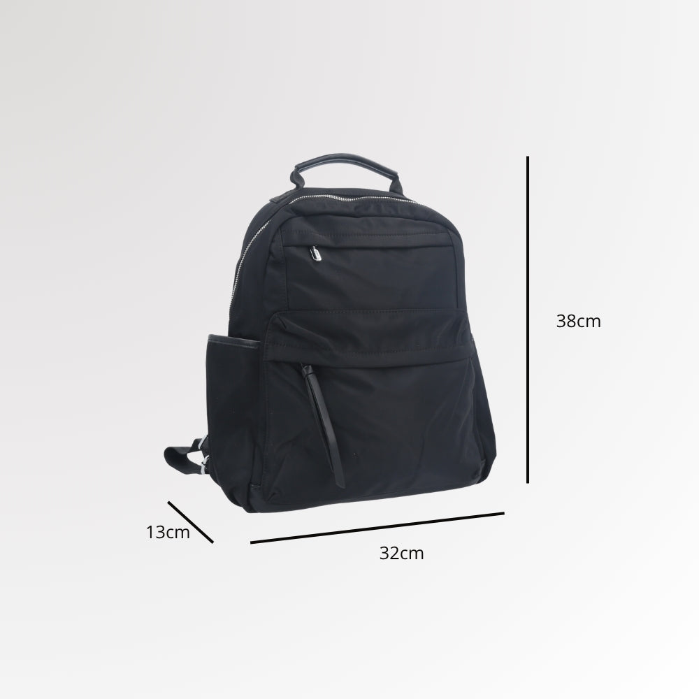 Mochila em Nylon com Bolso Frontal e Traseiro Preto