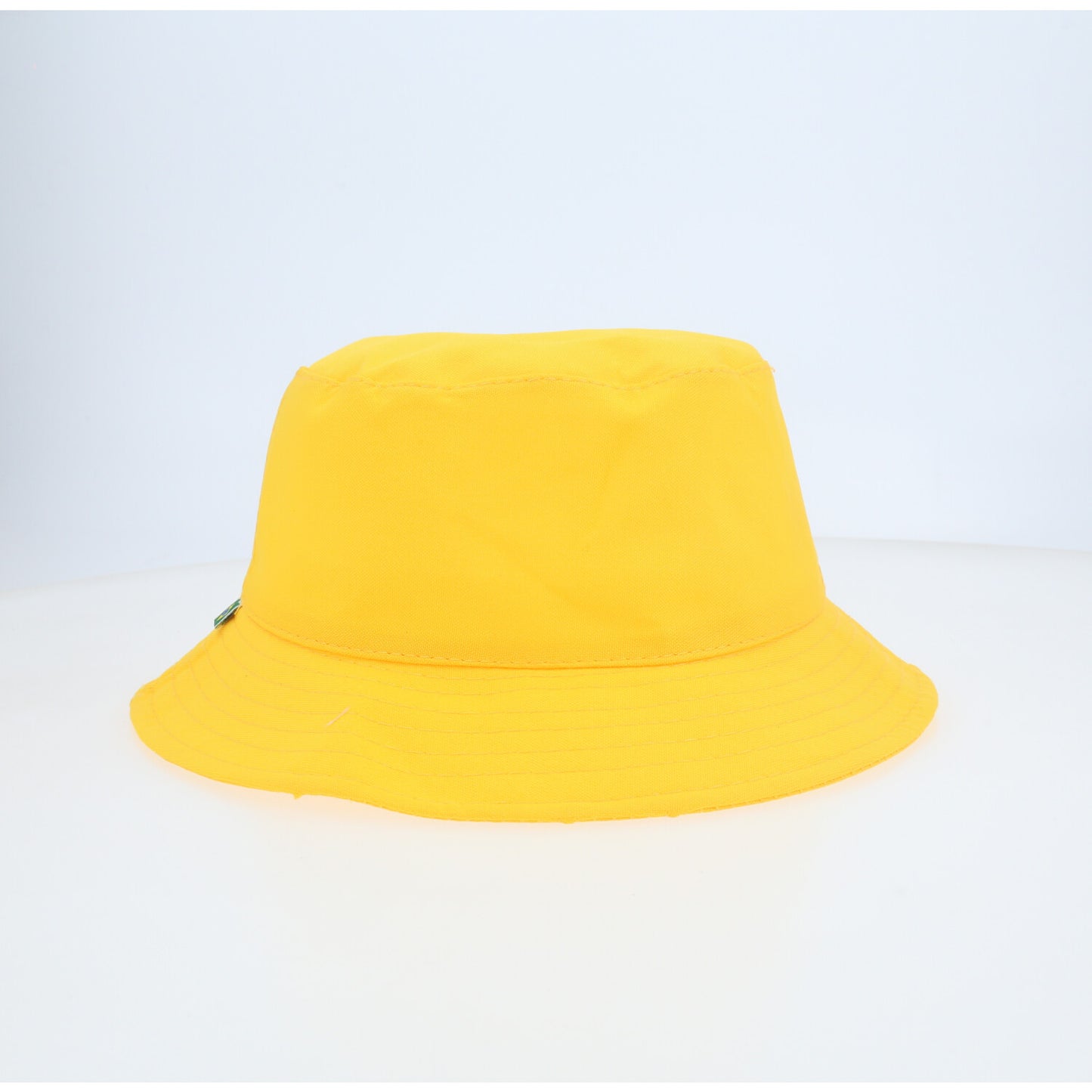 Chapéu Bucket em Tecido com Estampa do Brasil Amarelo