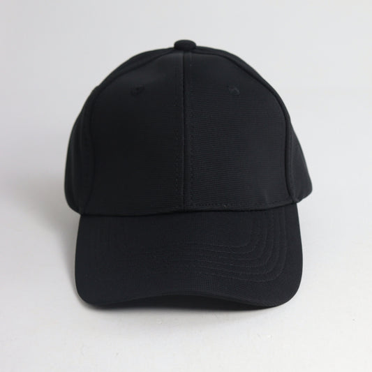 Boné Liso Unissex com Aba Curva e Ajuste em Metal Preto