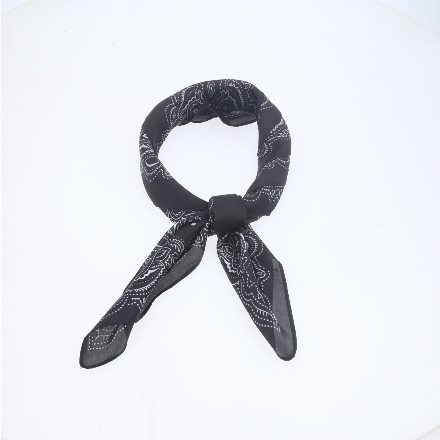 Lenço de Cetim Poá Feminino Elegante Preto