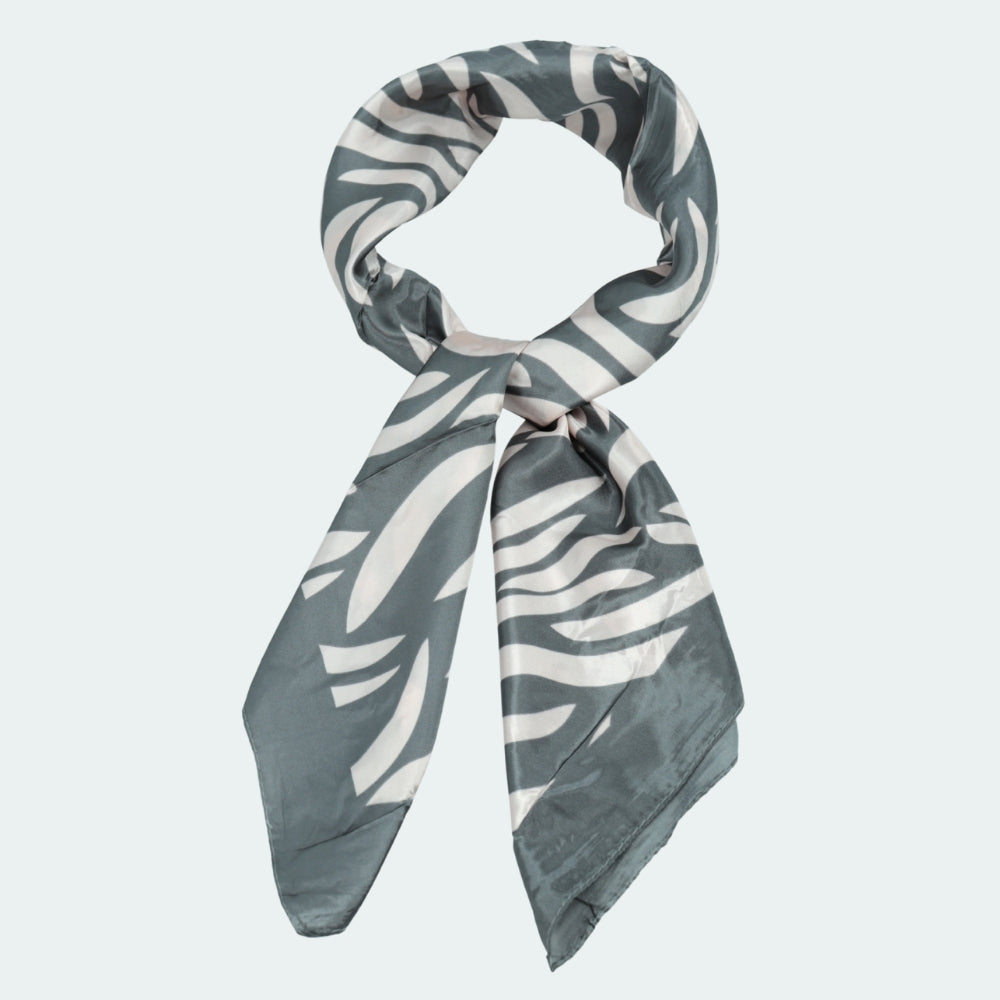 Lenço de Cetim Estampa Animal Print Cinza