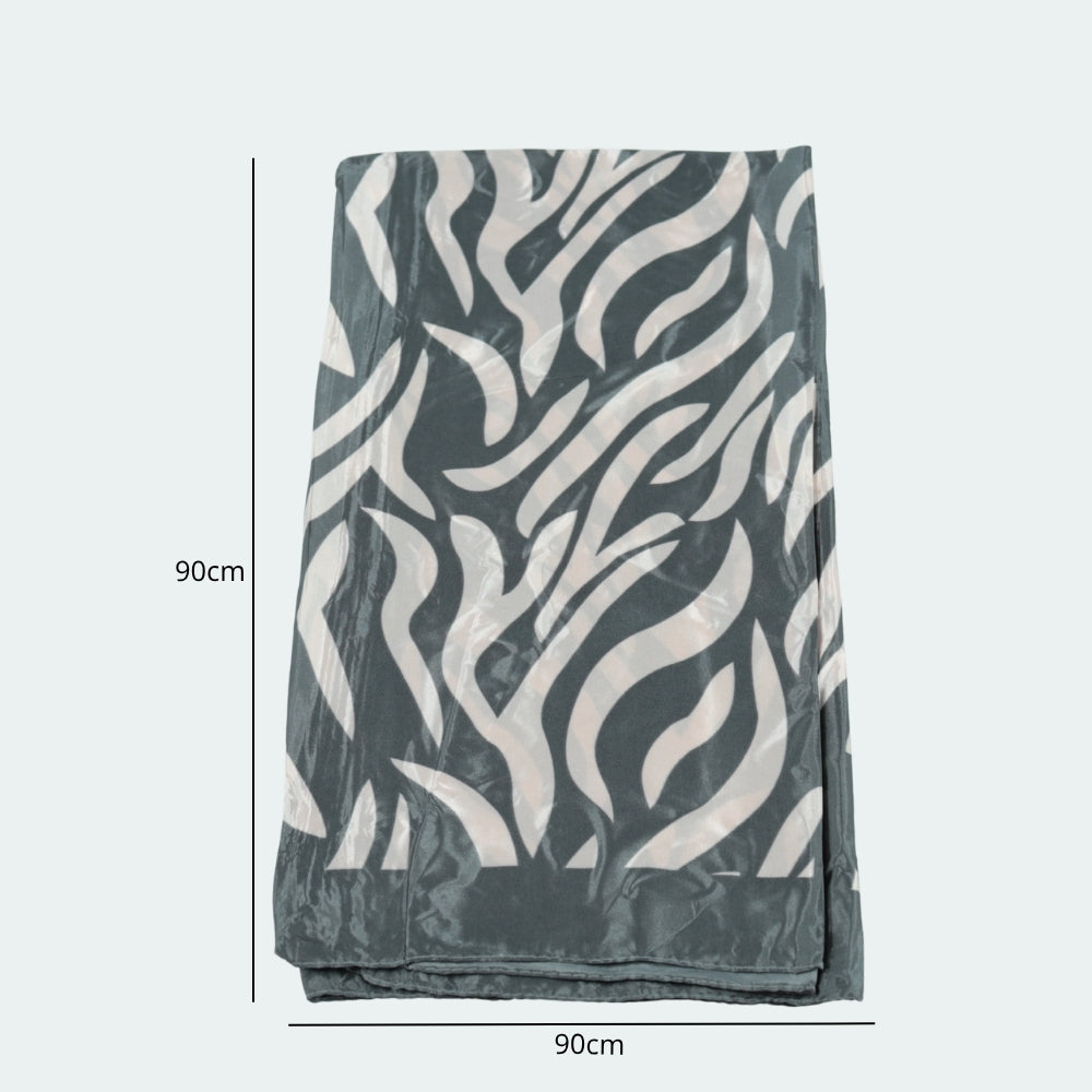 Lenço de Cetim Estampa Animal Print Cinza