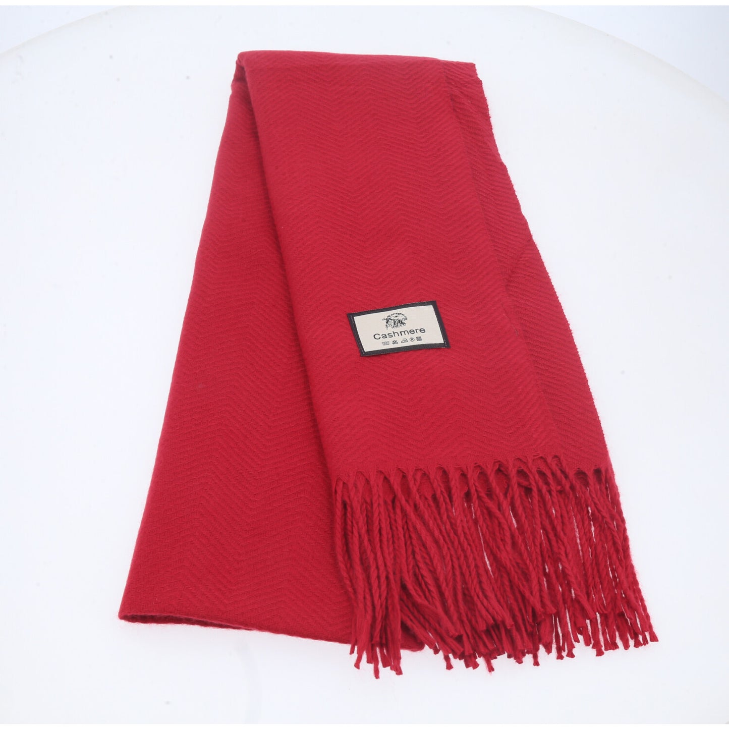 Cachecol em Tecido com Estampa Lisa e Franjas Vermelho
