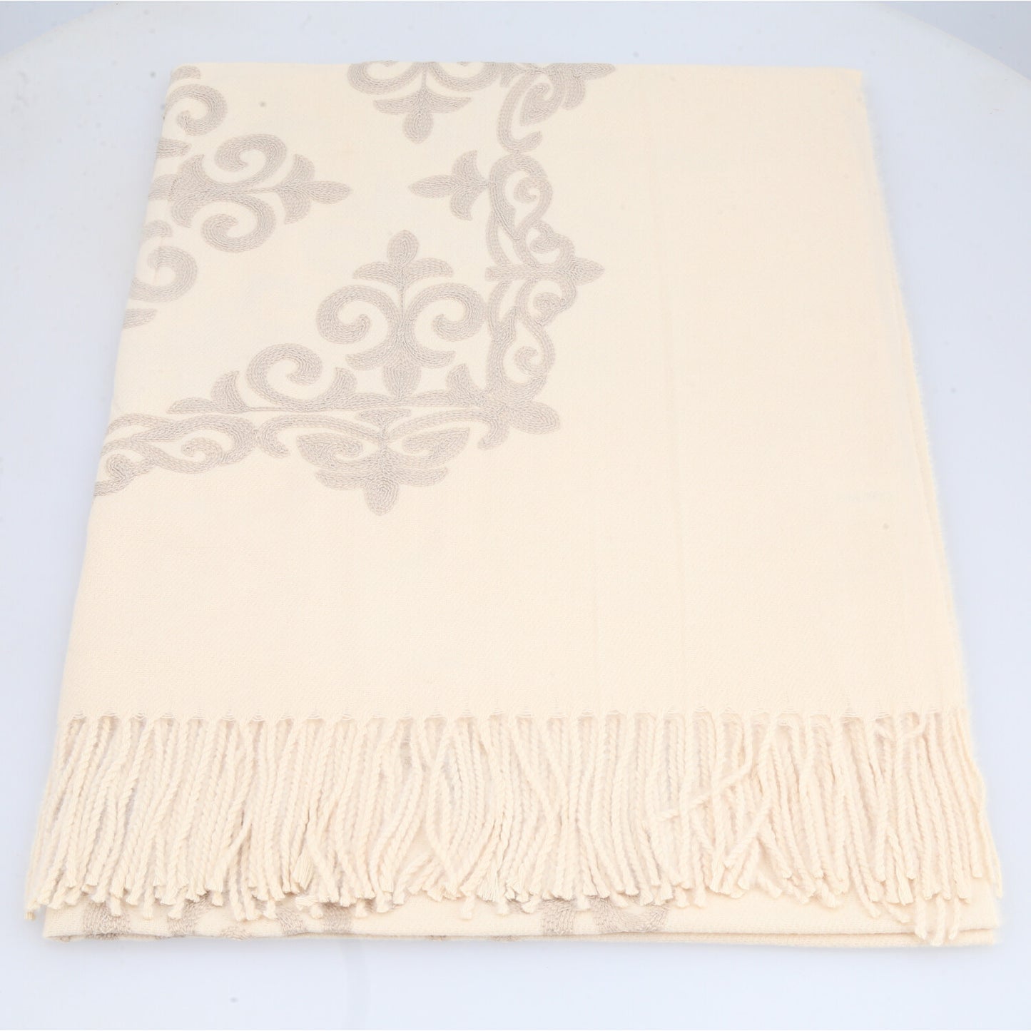 Cachecol Bordado Floral com Franjas Bege claro