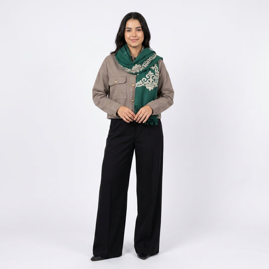 Cachecol Bordado Floral com Franjas Verde