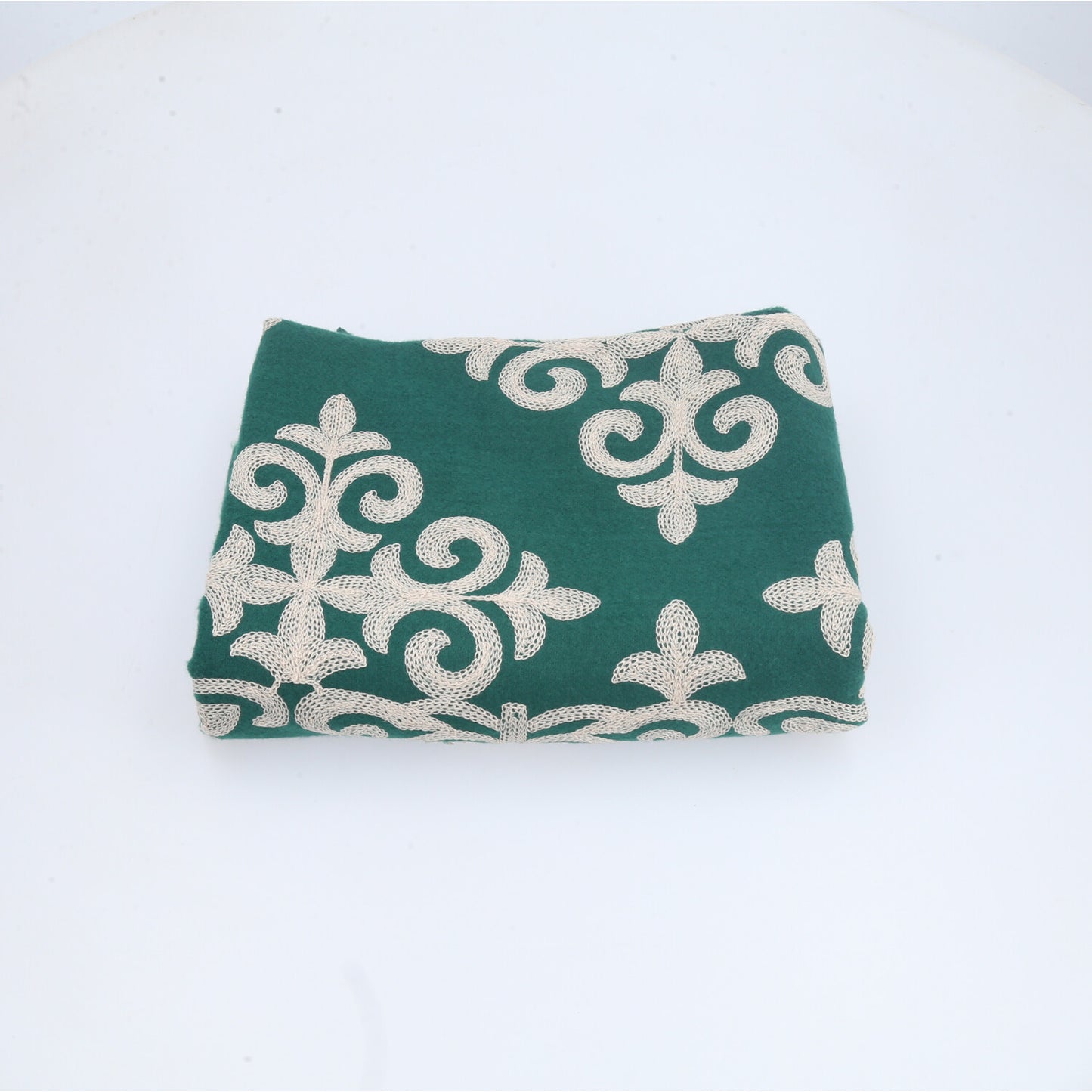 Cachecol Bordado Floral com Franjas Verde