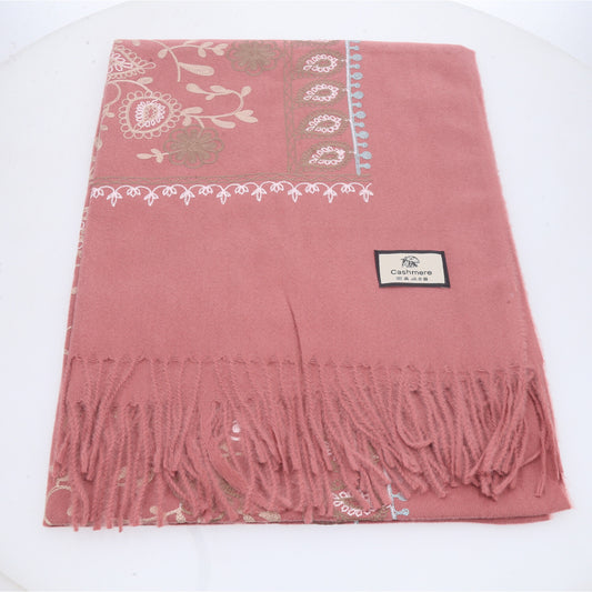 Cachecol com Estampa de Paisley Floral e Acabamento em Franjas Rosa
