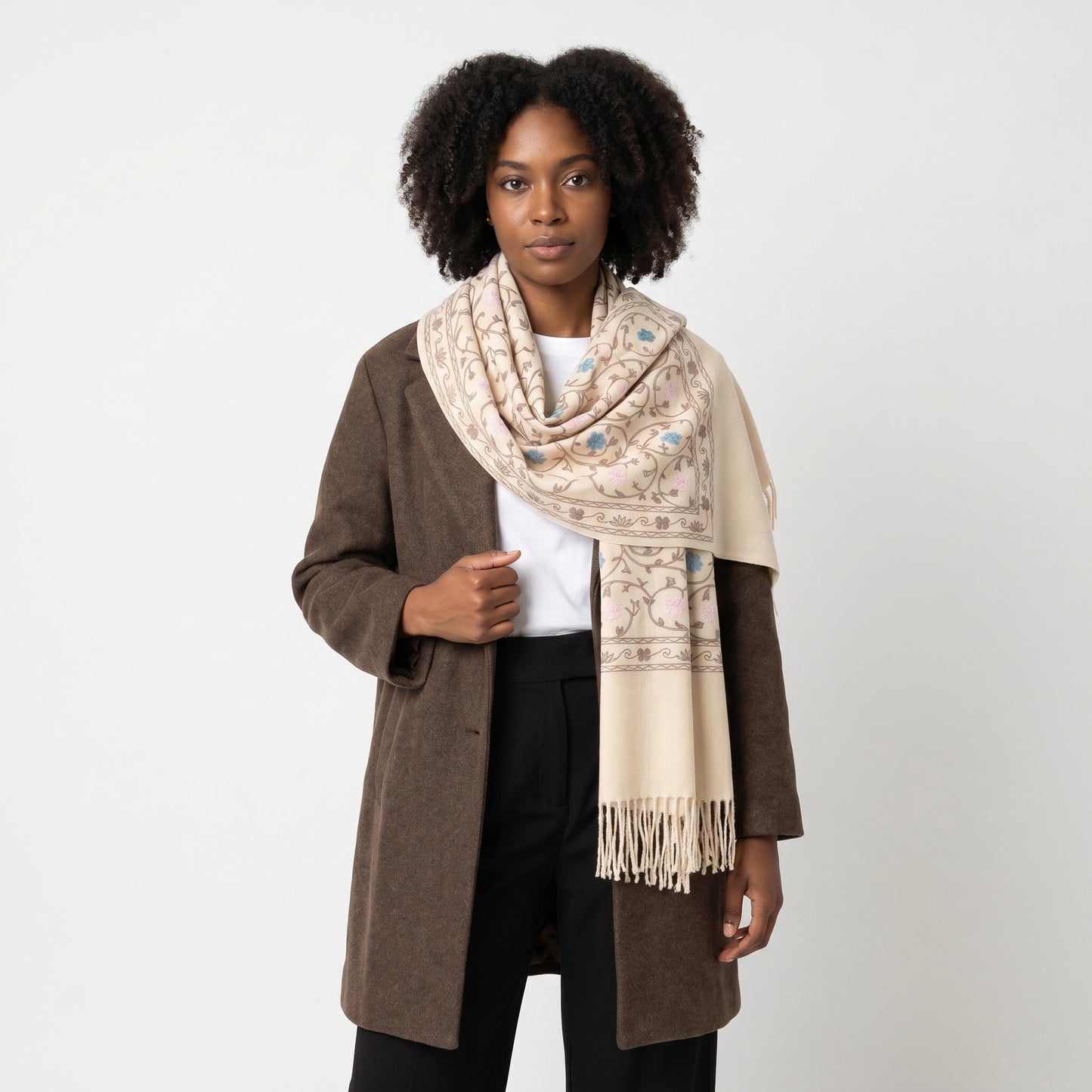Cachecol Feminino Cashmere Bordado Floral Elegante com Franjas para Inverno Bege