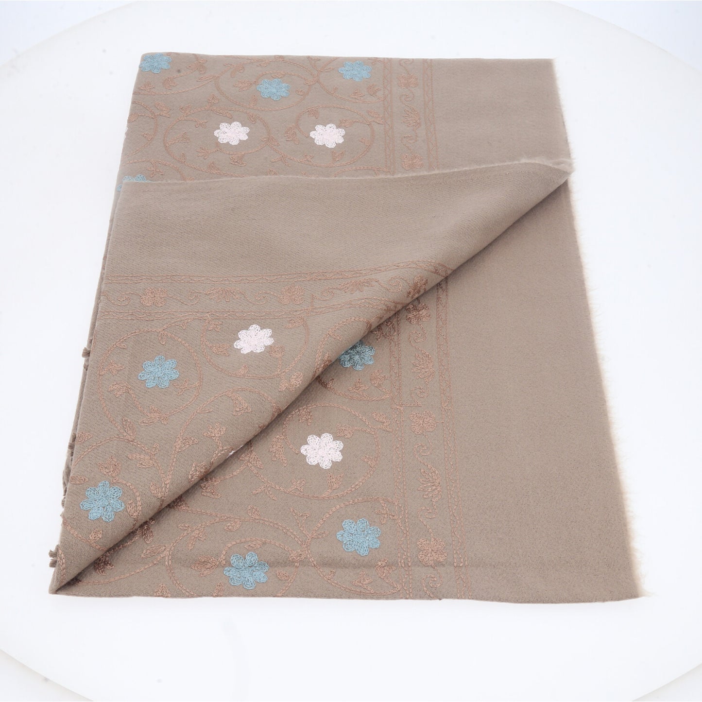 Cachecol Feminino Cashmere Bordado Floral Elegante com Franjas para Inverno Caqui