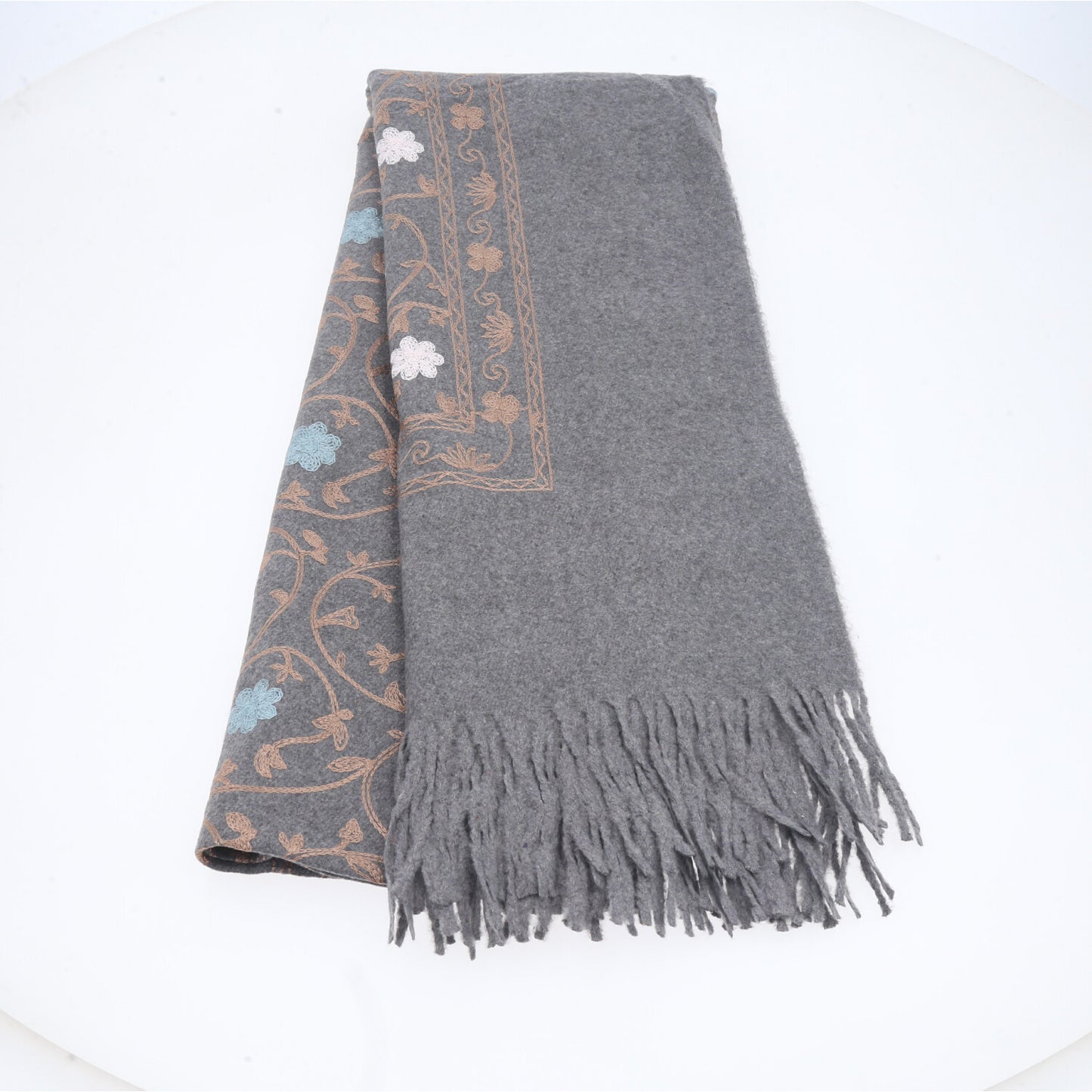 Cachecol Feminino Cashmere Bordado Floral Elegante com Franjas para Inverno Cinza