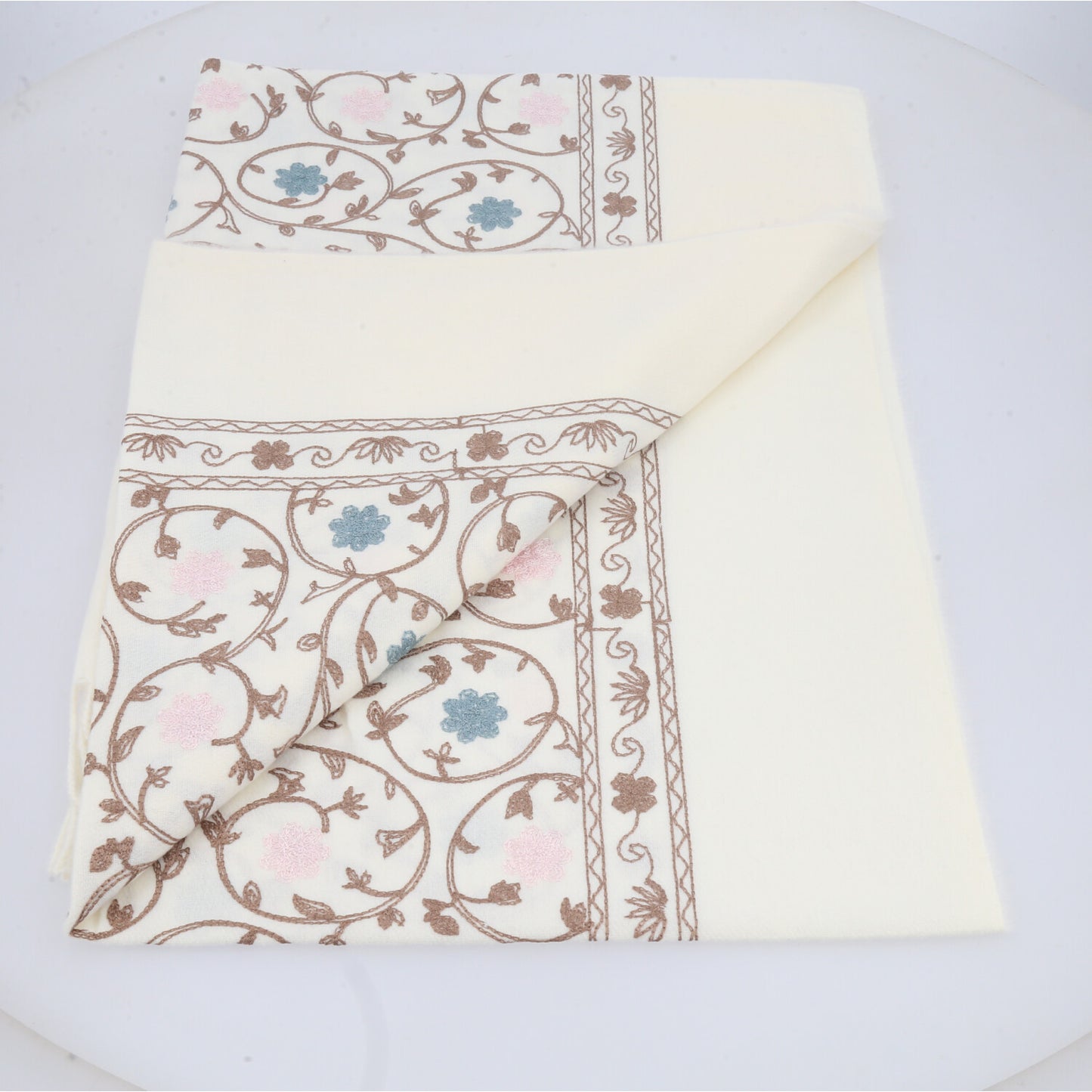 Cachecol Feminino Cashmere Bordado Floral Elegante com Franjas para Inverno Marfim