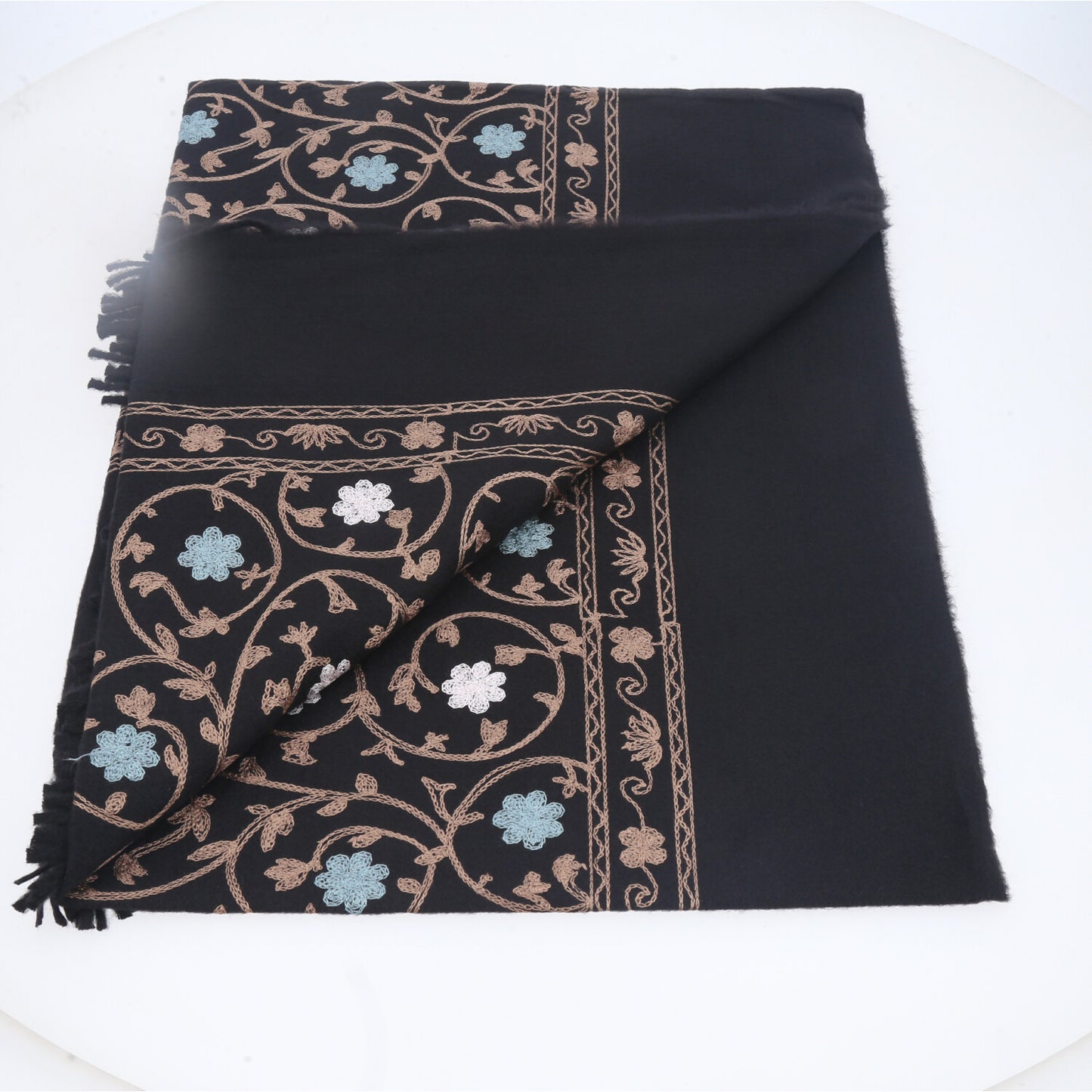 Cachecol Feminino Cashmere Bordado Floral Elegante com Franjas para Inverno Preto