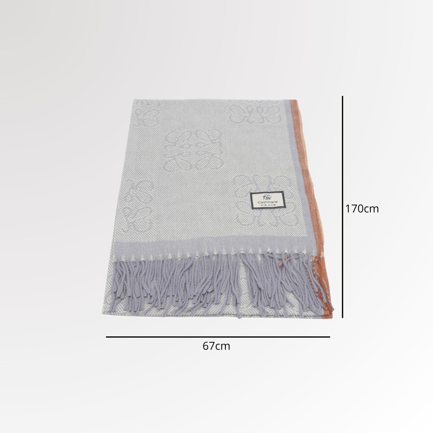 Cachecol com Estampa Boho e Acabamento em Franjas Cinza