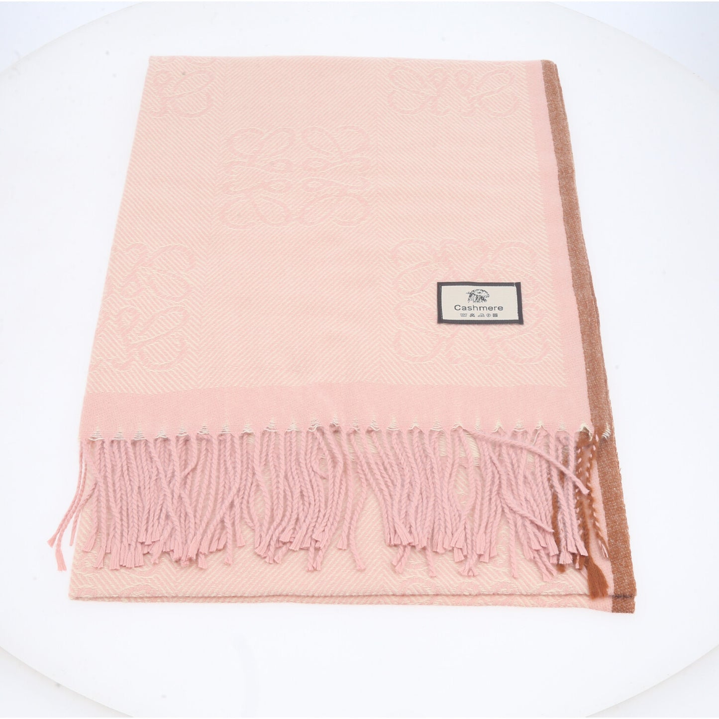 Cachecol com Estampa Boho e Acabamento em Franjas Rosa