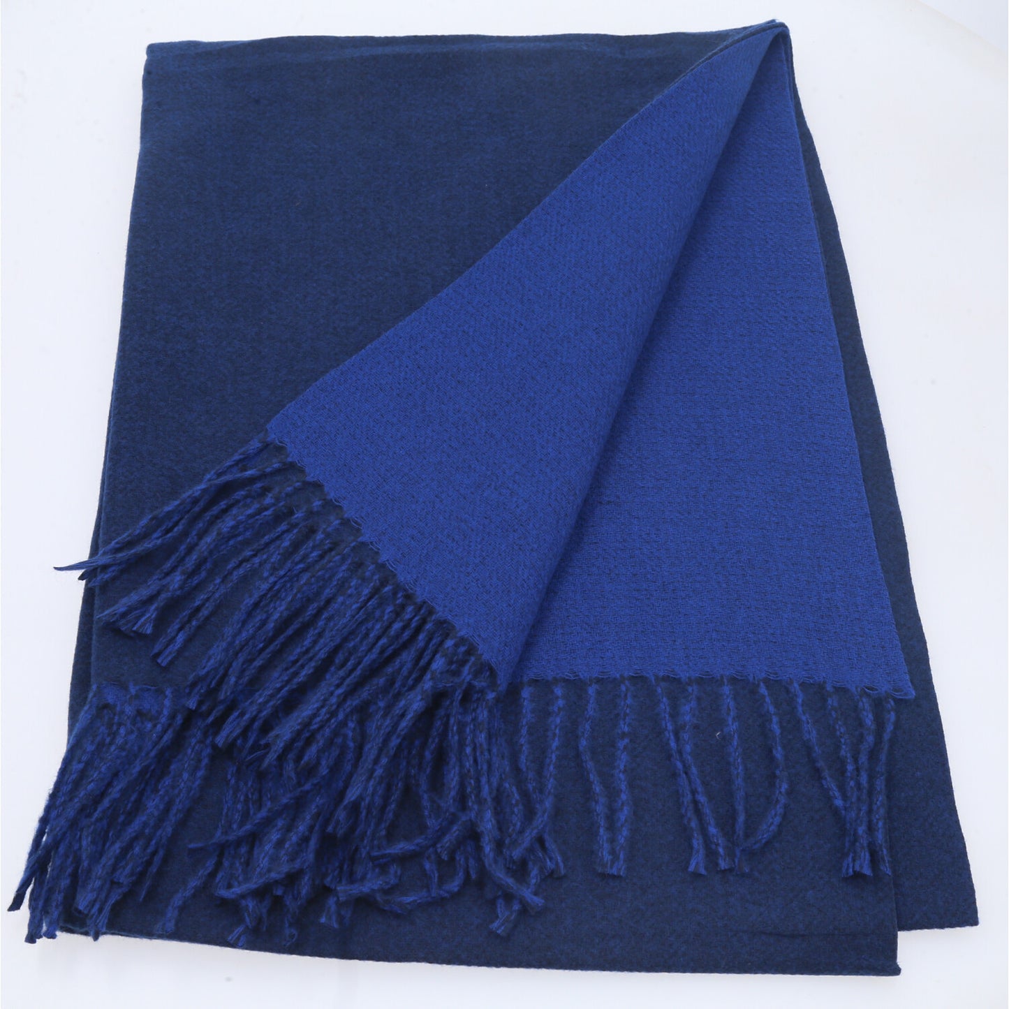 Cachecol em Tecido com Estampa Lisa Azul escuro