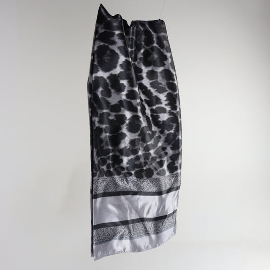 Lenço Feminino de Cetim Animal Print Onça Cinza