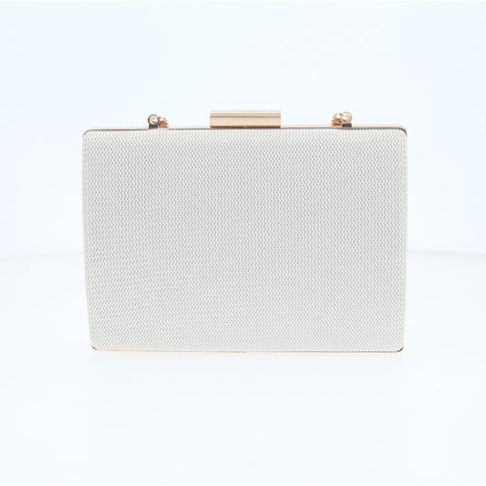 Bolsa Clutch de Festa com Design Minimalista Marfim