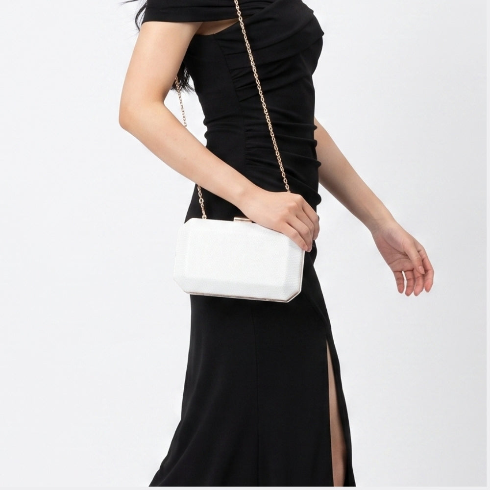 Bolsa Clutch de Festa com Design Minimalista Marfim