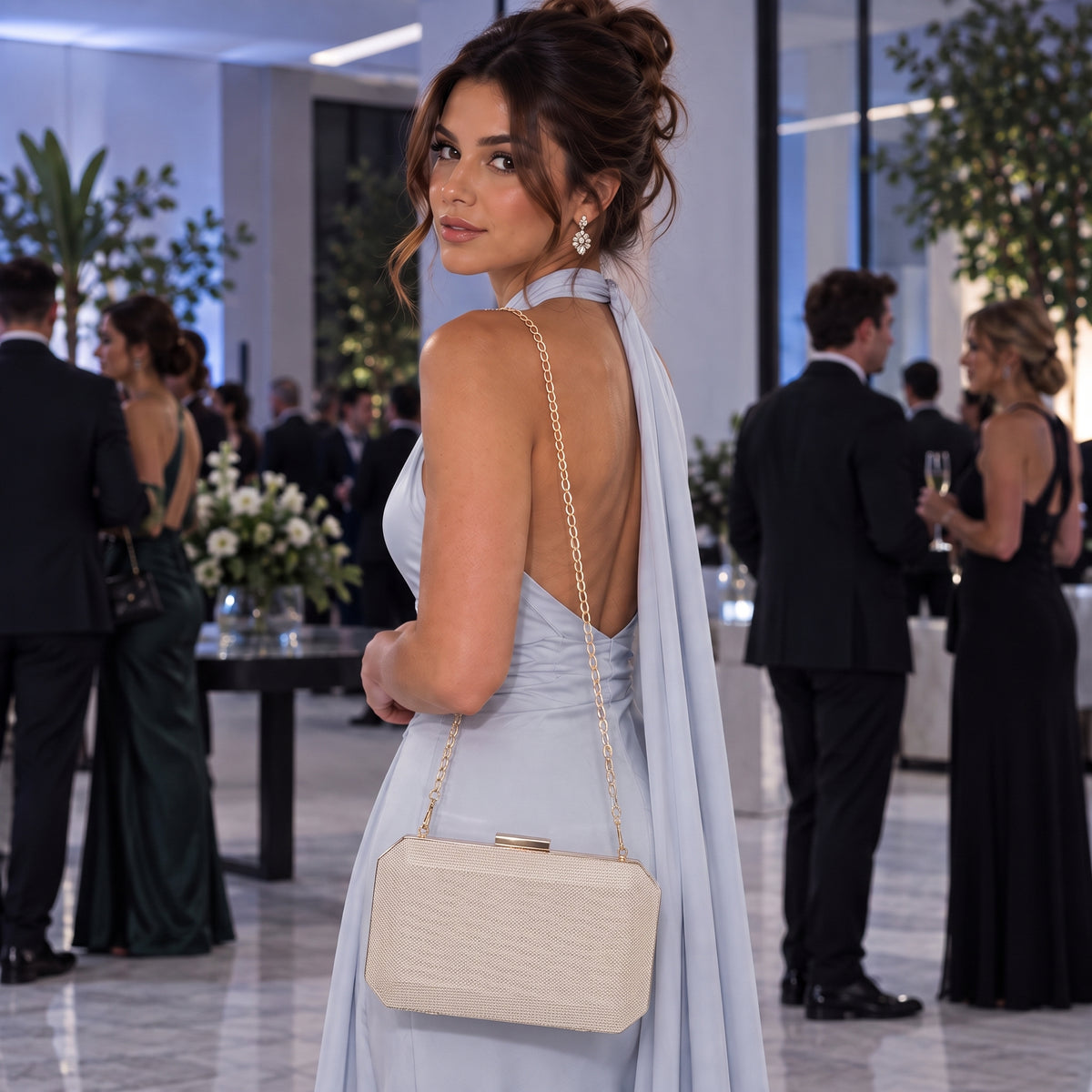 Bolsa Clutch de Festa com Design Minimalista Ouro claro