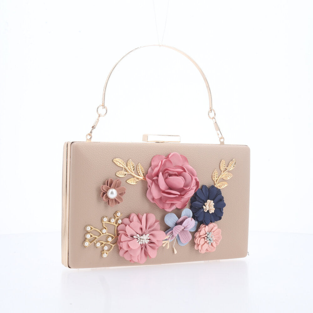Bolsa Festa Feminina com Flores Aplicadas Bege