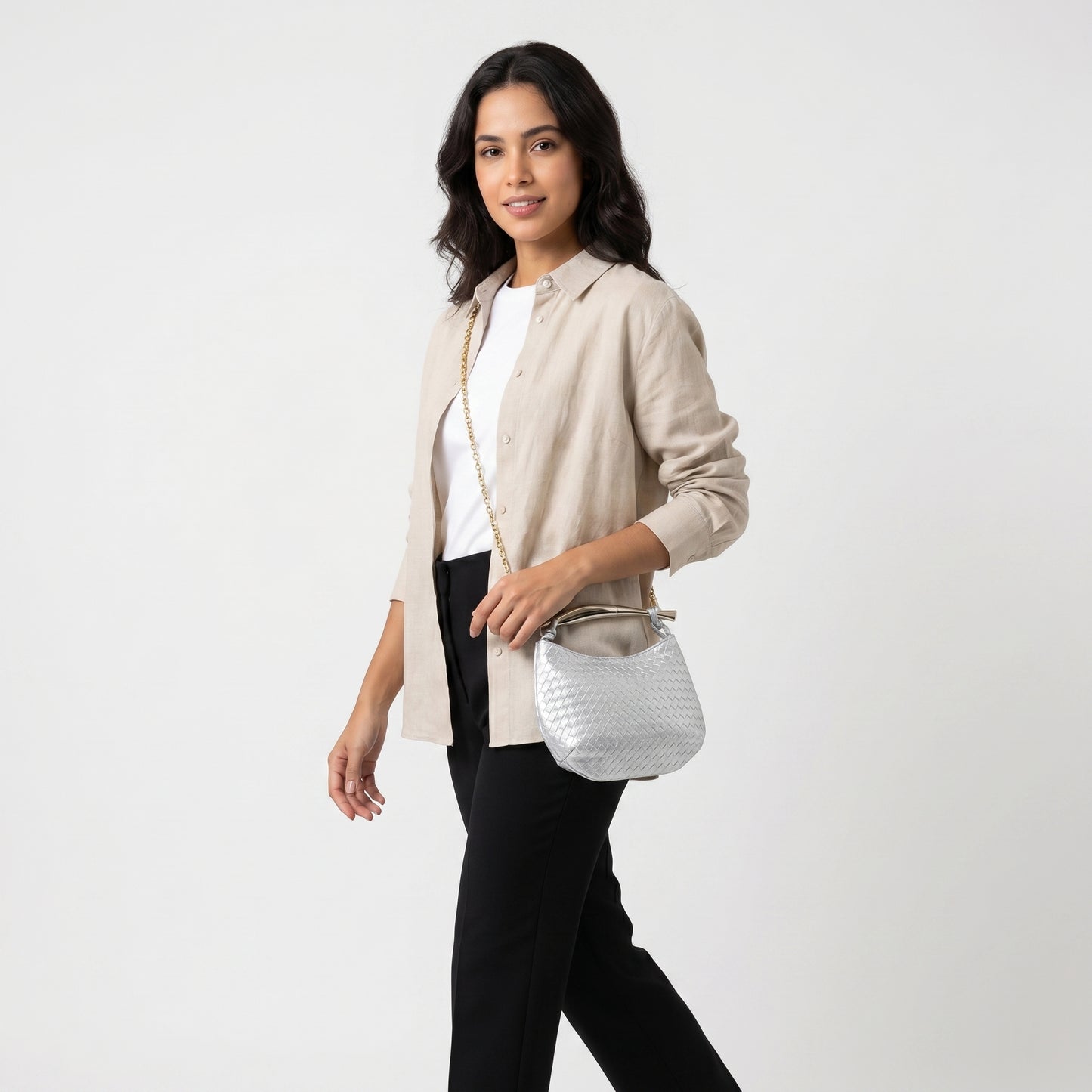 Bolsa Clutch Trançada com Alça Metalizada Prata