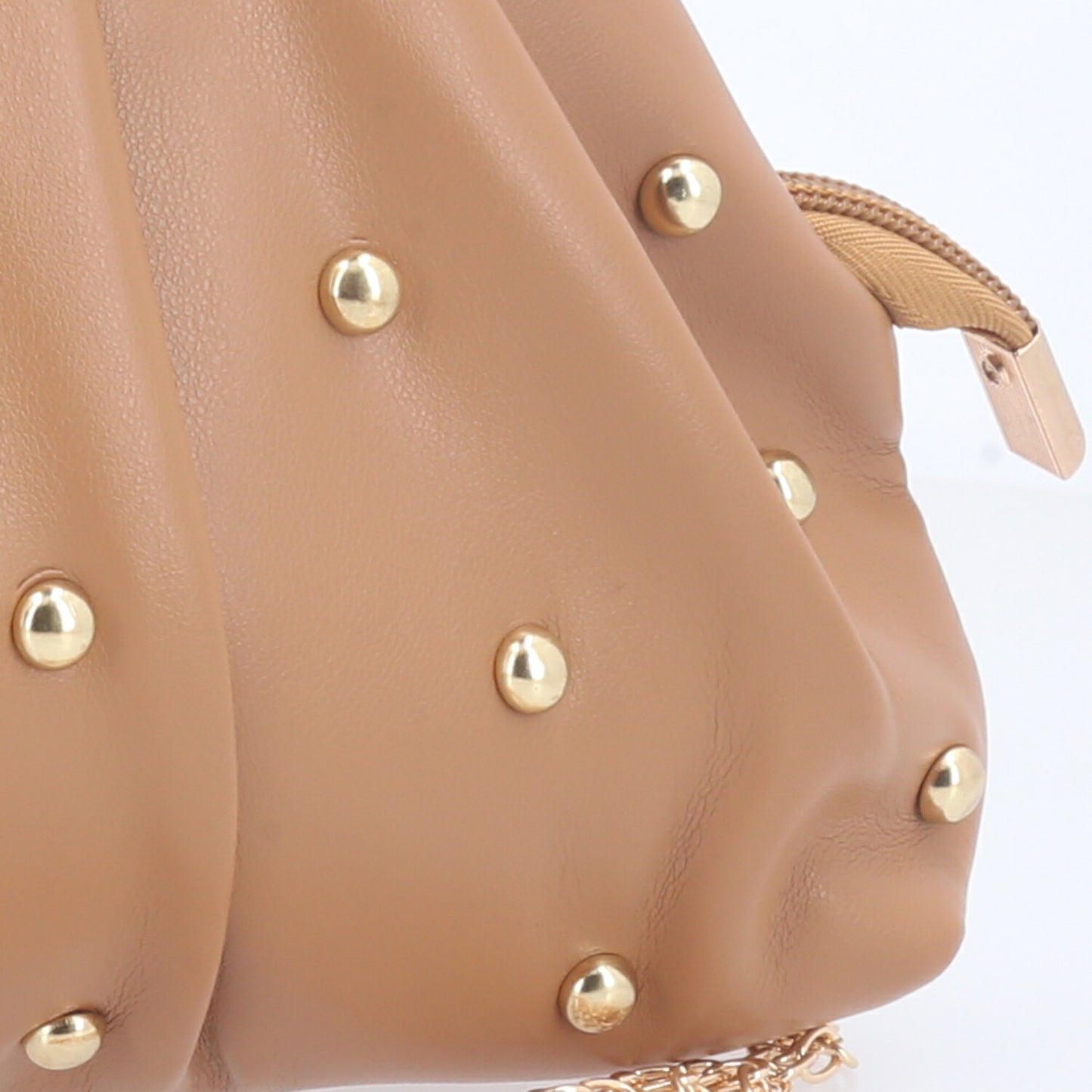 Bolsa Clutch Feminina para Festa com Tachas Douradas Marrom