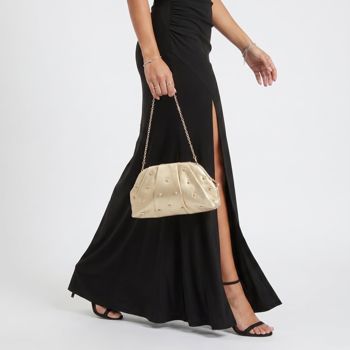 Bolsa Clutch Feminina para Festa com Tachas Douradas Ouro