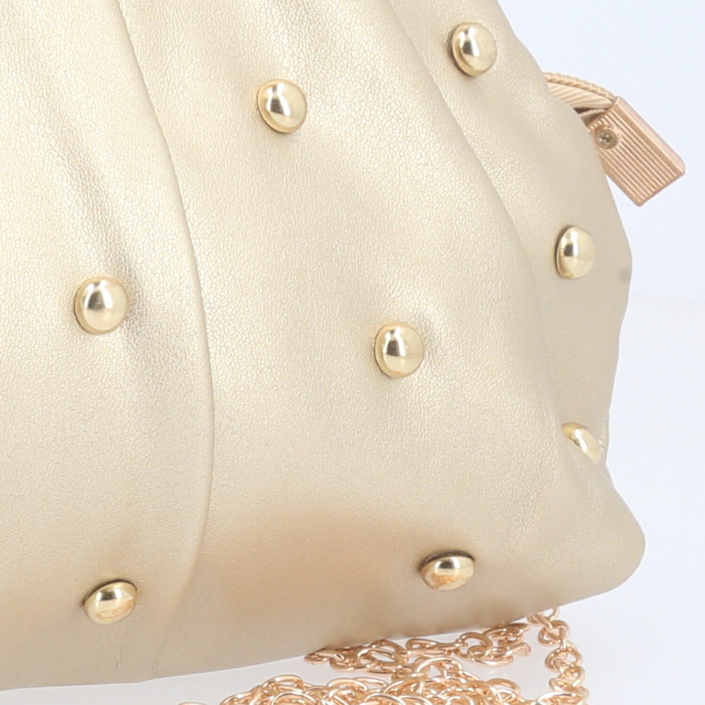 Bolsa Clutch Feminina para Festa com Tachas Douradas Ouro