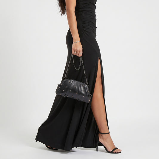 Bolsa Clutch Feminina para Festa com Tachas Douradas Preto