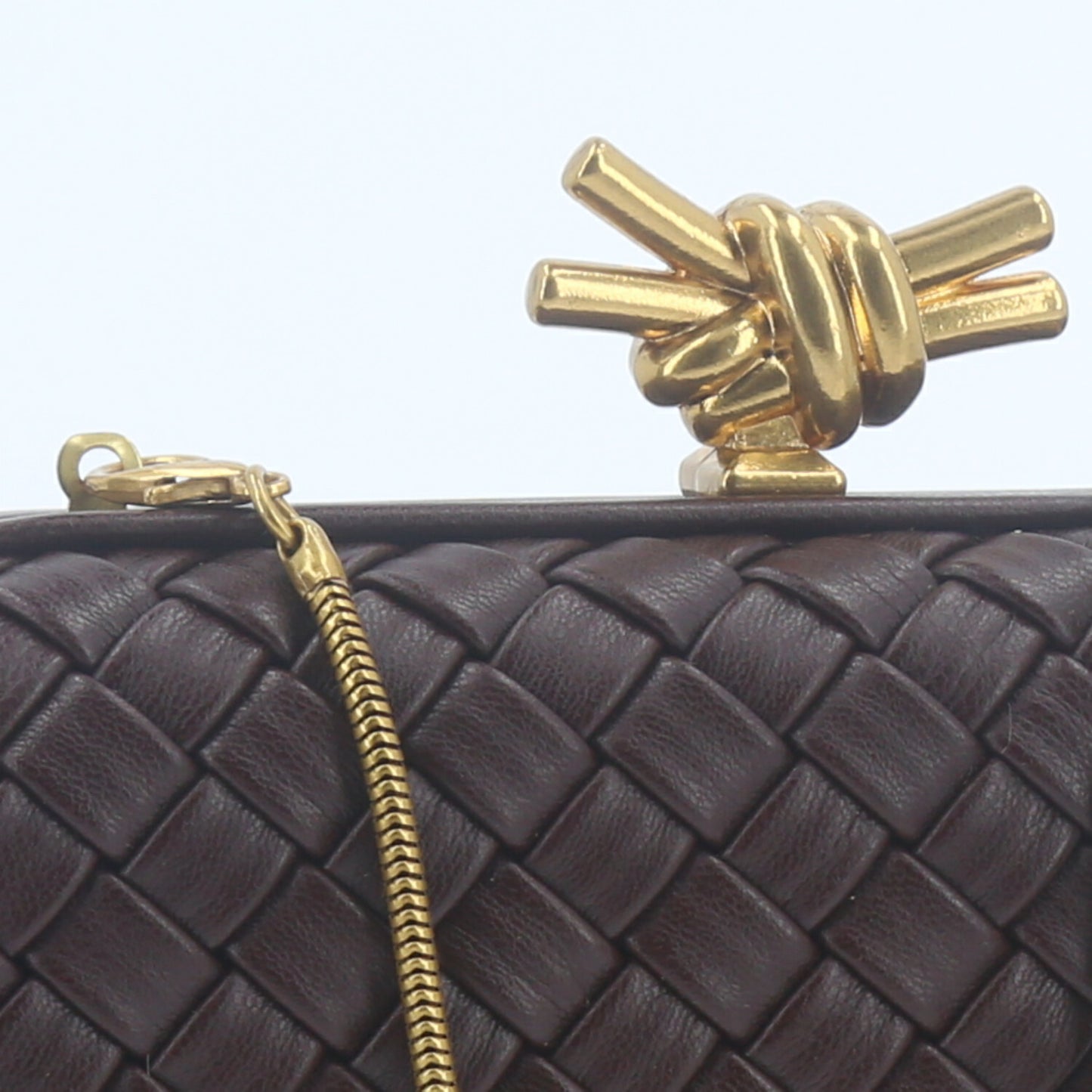 Bolsa Clutch com Design Bottega Veneta Marrom