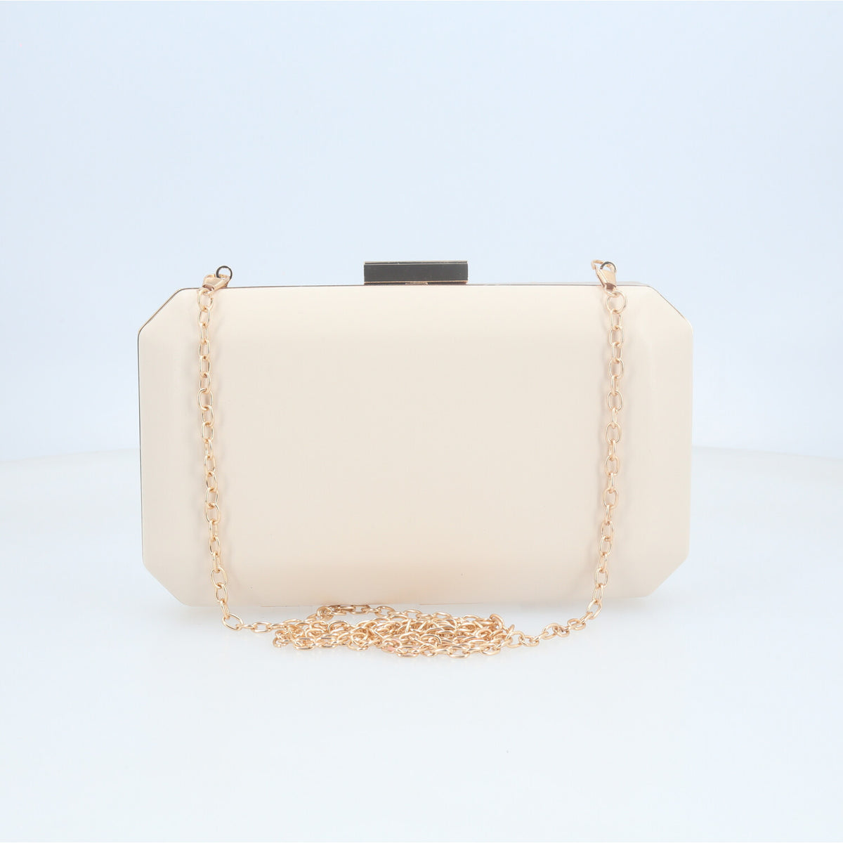 Bolsa Festa em Formato Clutch com Alça de Corrente Removível Branco