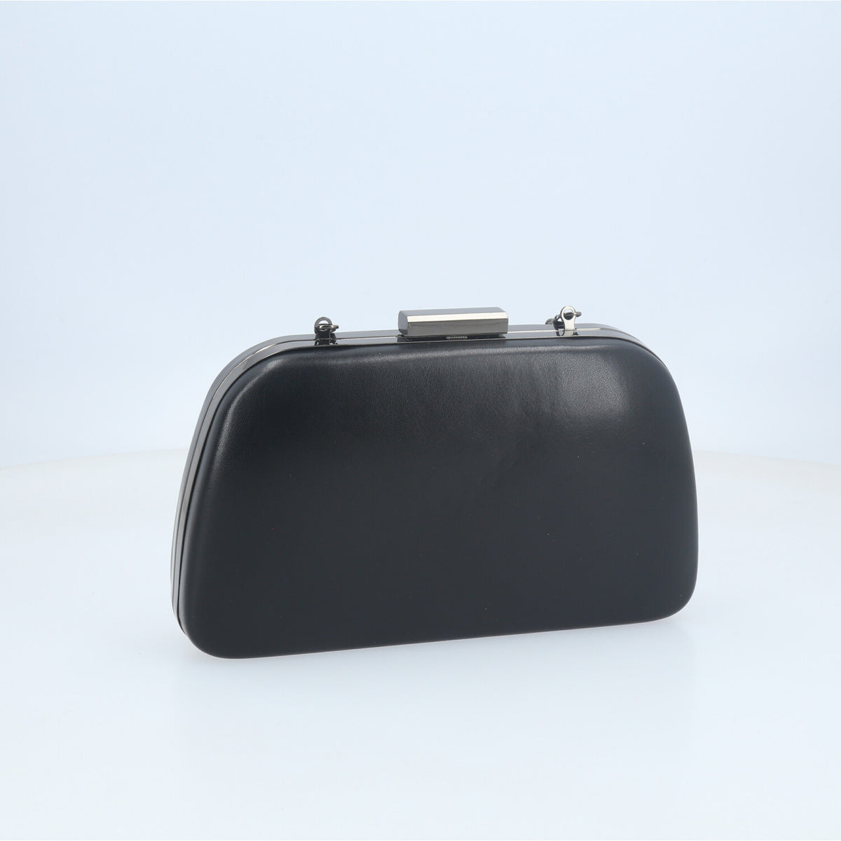 Bolsa Clutch com Acabamento Liso Preto