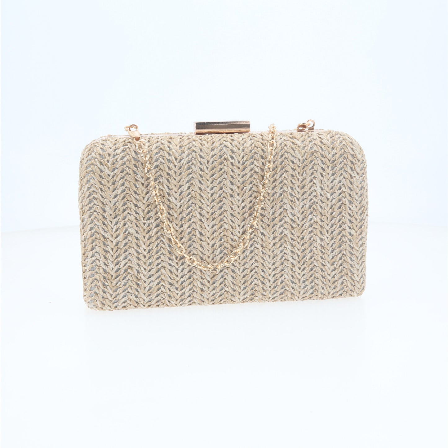 Bolsa Clutch em Ráfia com Opção de Alça Tiracolo Cinza