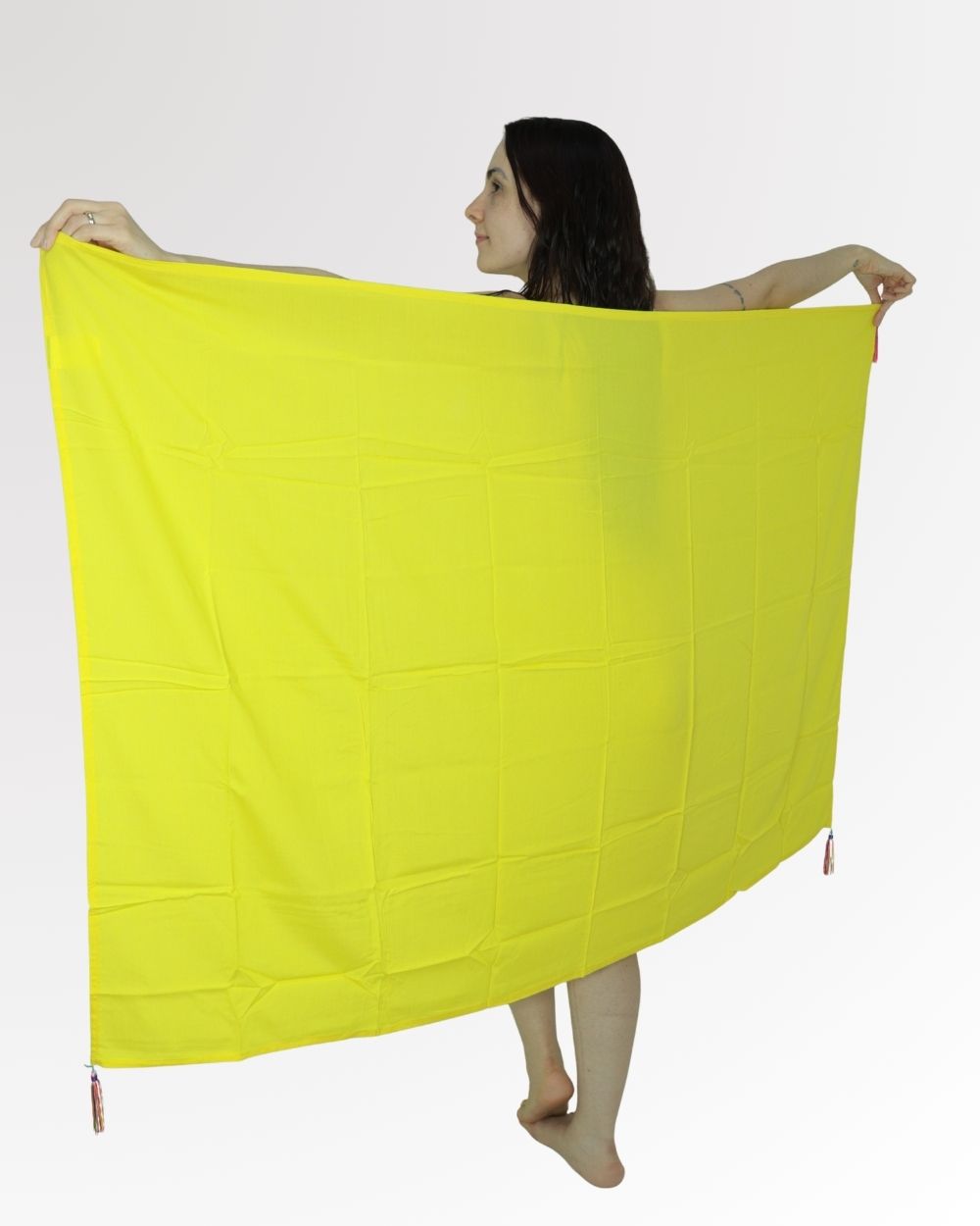 Canga de Praia Fina Lisa Saída de Praia Feminina Leve Amarelo