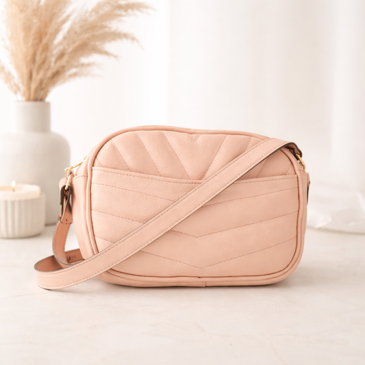 Bolsa Feminina de Couro Tiracolo – Pequena com Textura Matelassê Bege claro